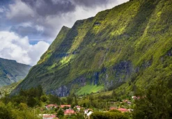 Bluebird Puzzle Cascades, Grand Ilet, La Réunion, France* Montagnes|Cascades
